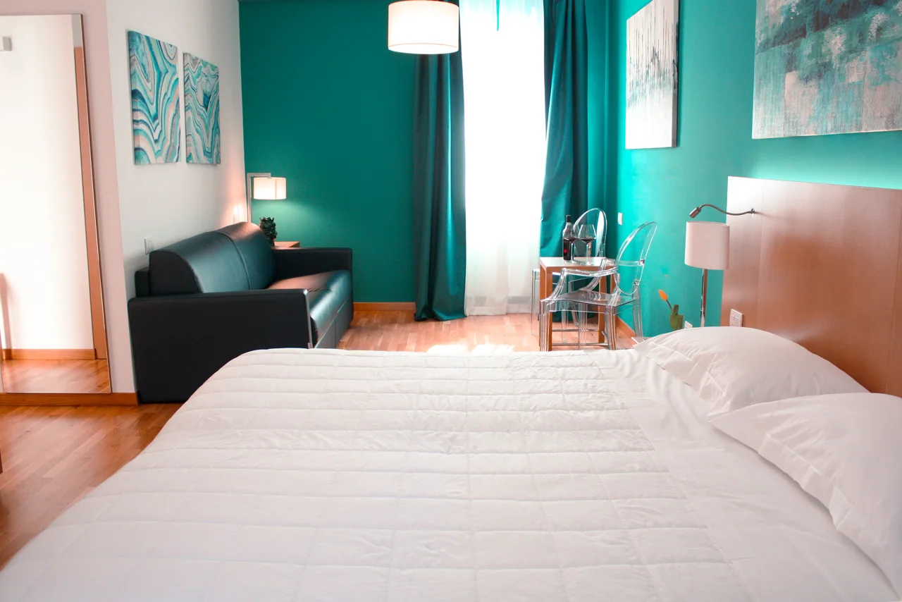 Interno di una camera dell’hotel